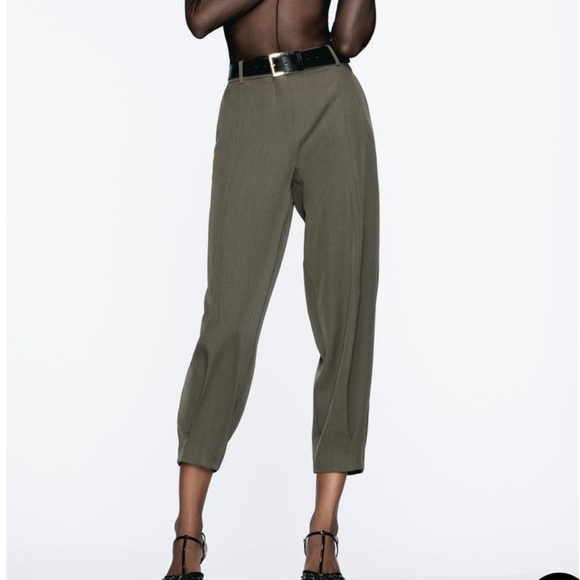 Zara Pleated Ankle Pants Size M Khaki Baggy - Picture 1 of 14